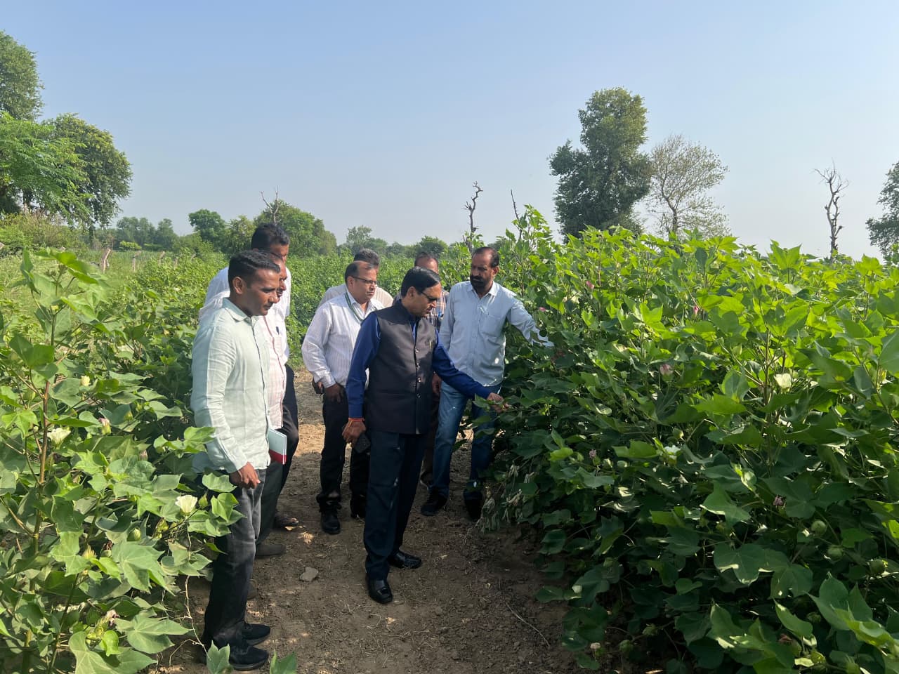 Hon’ble Vice Chancellor SKRAU, Visit